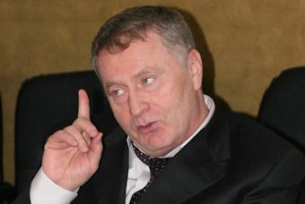 Жириновский предложил Боосу "выйти на улицы"