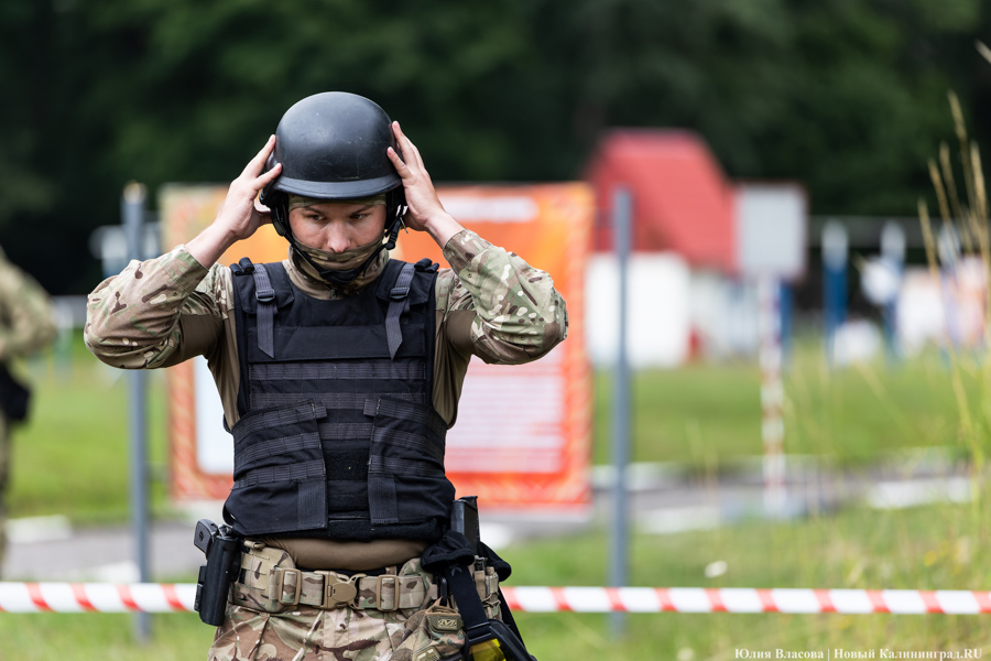 Таможенный спецназ: как проходит чемпионат по служебному двоеборью в Калининградской области (фото)