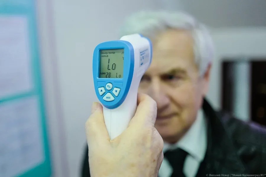 В России число случаев коронавируса превысило 350 тысяч