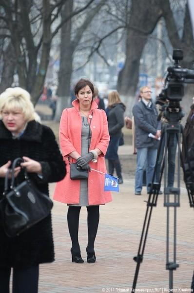 "ЕР" вышла к монументу "Мать-Родина" поблагодарить своих сторонников (+фото)