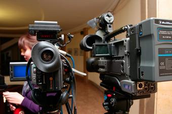 Правительство "купит" СМИ на 20, 1 млн рублей