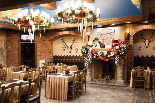 Королевский банкет в замке: отличная идея для новогоднего корпоратива