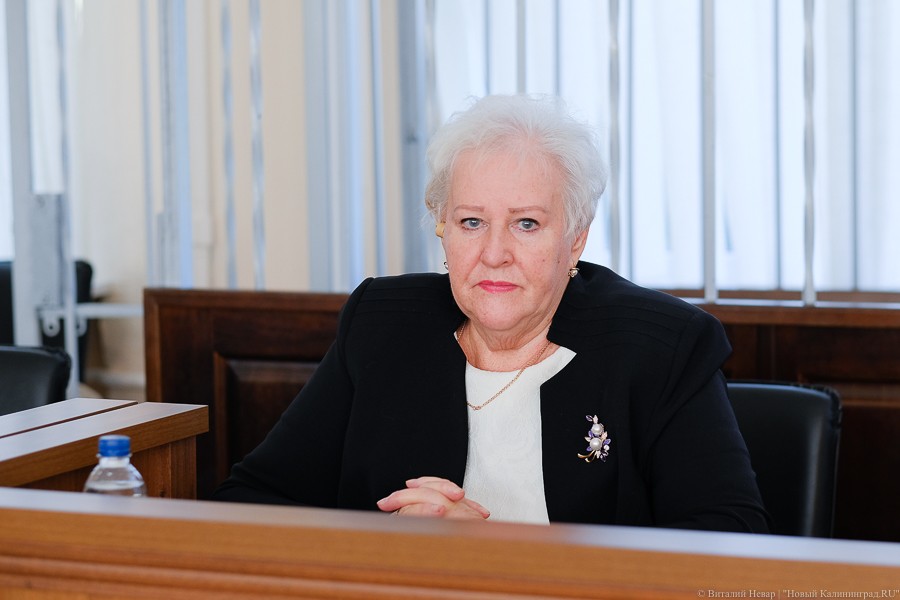 Экс-директор лицея № 49 не собирается требовать компенсации за преследование