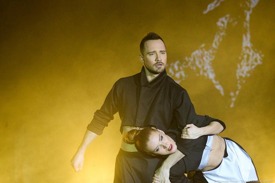 За свободу движения: финалисты шоу «Танцы на ТНТ» выступили в Театре эстрады