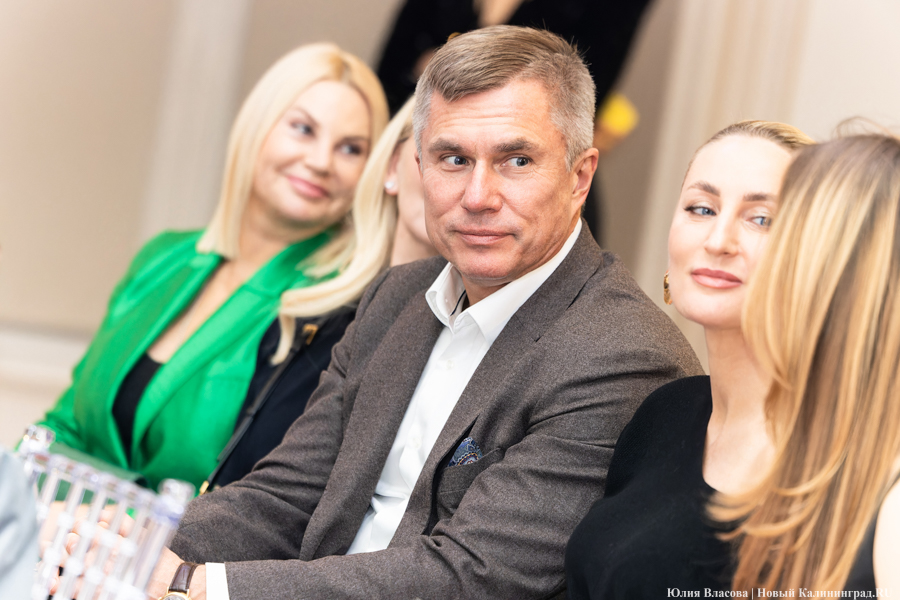 Встреча с Алихановым и диски Магомаева: как прошёл аукцион в помощь больным детям (фото)