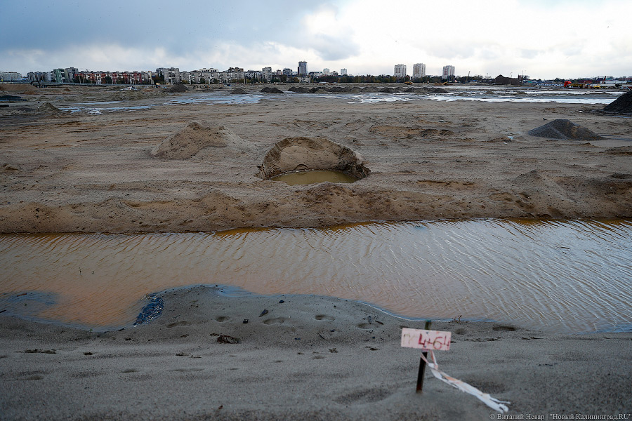 И Остров плывет: что происходит в «сезон дождей» у нового стадиона
