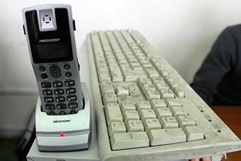 На "коррупционный" телефон Цуканова поступило 200 звонков