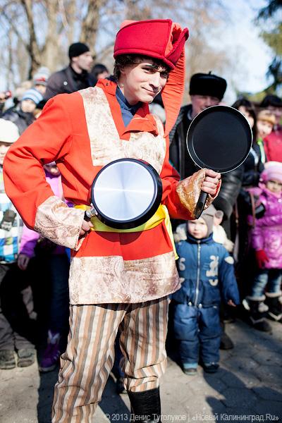 «Блинный бег»: первый городской забег с блинами на Масленицу (+видео)
