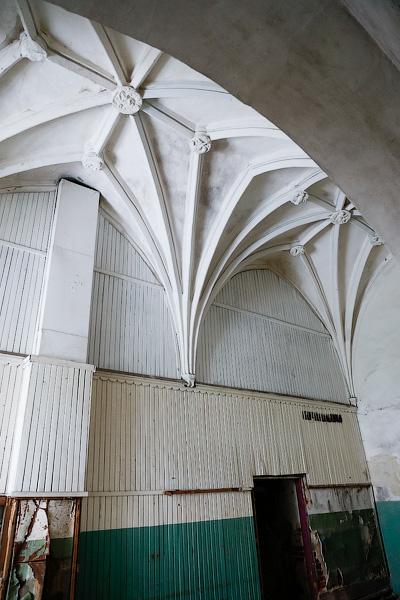 Век воли не видать: многовековое заключение замка Тапиау