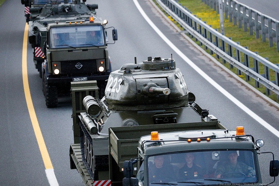 Люпины и «Гиацинты»: передислокация военной техники для парада в Калининграде (фото)