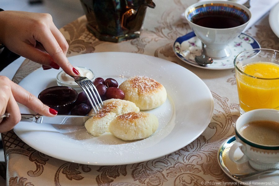 Роспотребнадзор: снимать ограничения на работу общепита в регионе рано