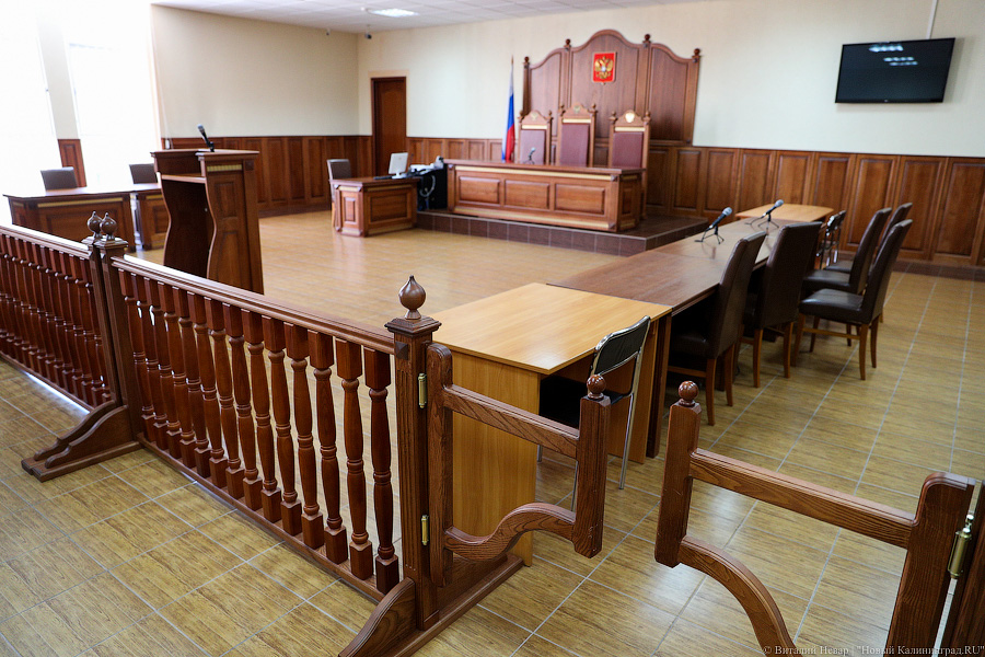 В Озерске в суд поступило дело юноши, обвиняемого в убийстве подростка и избиении другого
