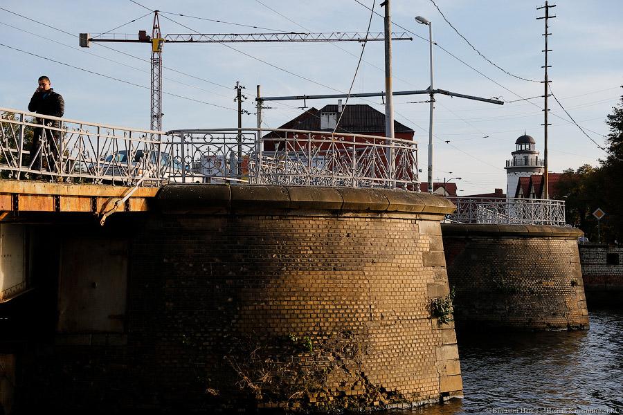 Власти установили зоны охраны для Деревянного моста на Острове