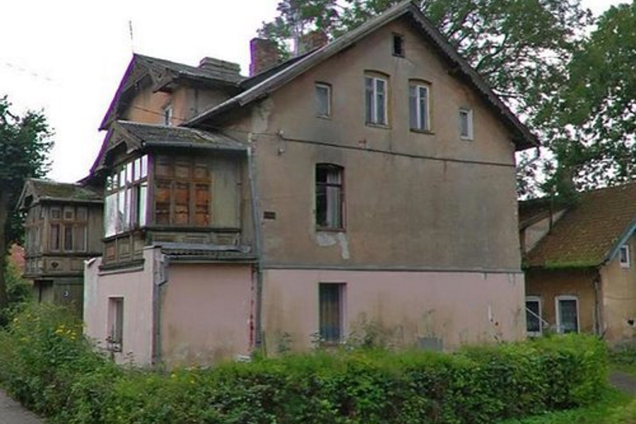 В Зеленоградске снова пытаются отремонтировать исторический дом с деревянными верандами