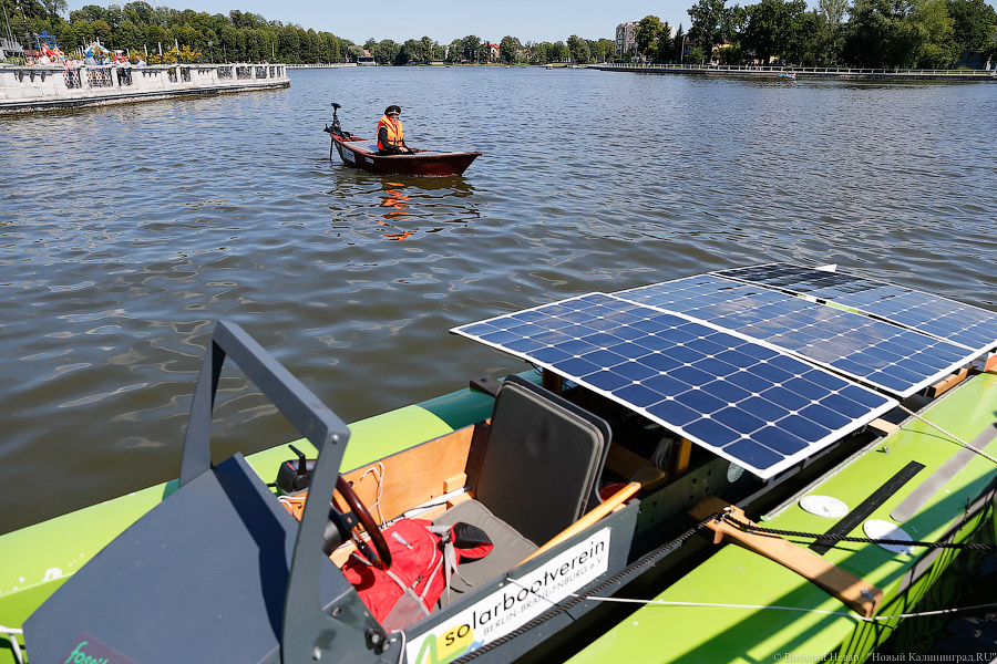 Стартовали: в Калининграде прошли соревнования лодок на солнечных батареях