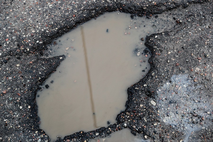 В ожидании «плямб»: как выглядят дороги Калининграда после зимы (фото)