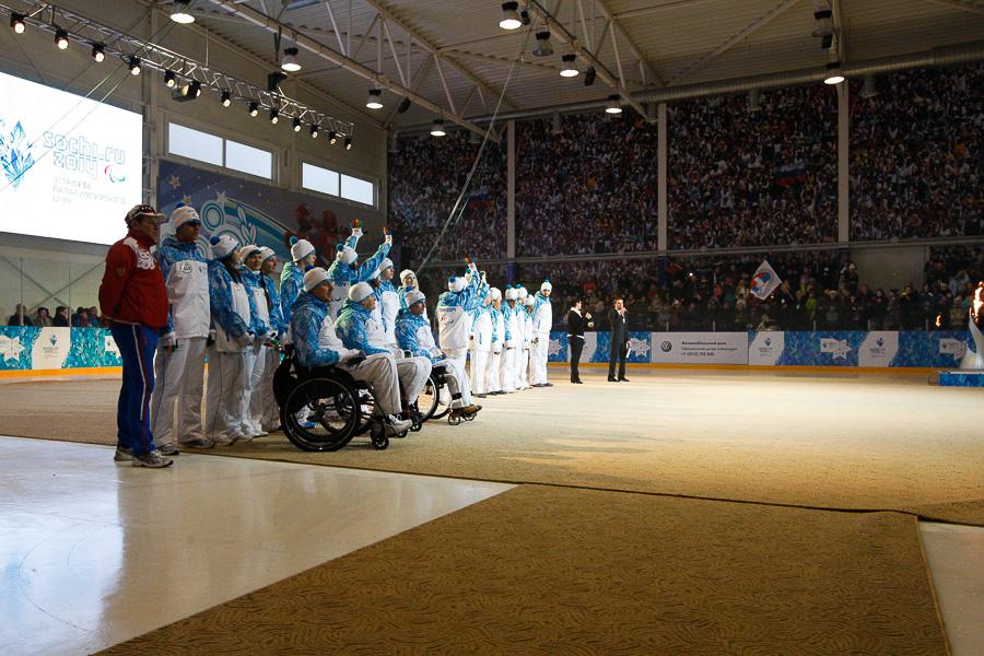 Гори-гори ясно: в Калининграде прошла эстафета паралимпийского огня