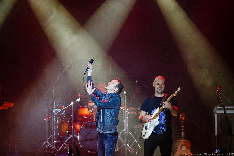 «Ты не один»: концерт «Brainstorm» в Калининграде в день рождения «Вагонки»