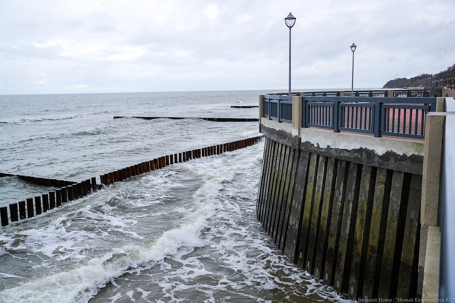 «В ожидании 70 метров»: как ведутся работы по расширению пляжа в Светлогорске