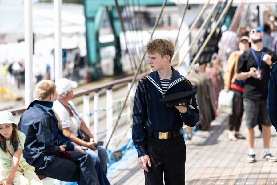 Верёвки, мачты, моряки: в Калининграде открылся фестиваль «Паруса Мира» (фото)