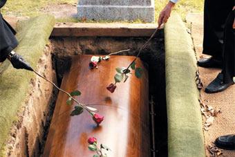 Правом на бесплатные похороны в Калининграде пользуются менее 3%