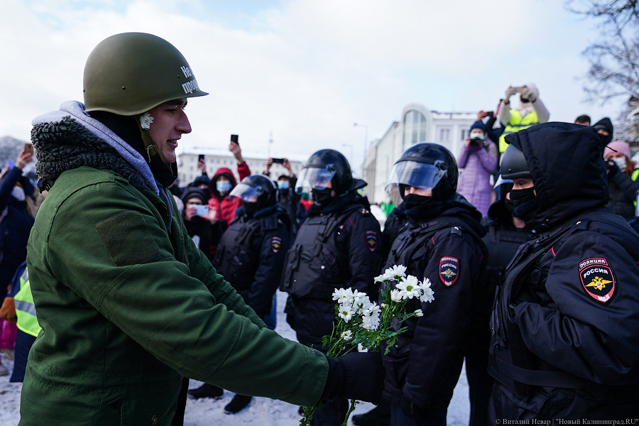 «И ты не бойся»: в Калининграде прошла новая акция в поддержку Навального (фото)