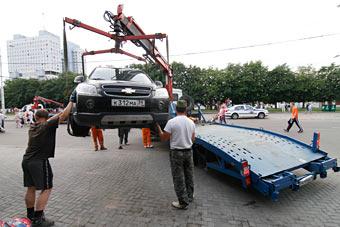 Ярошук: «Новая спецтехника позволит не ждать закона об эвакуаторах»