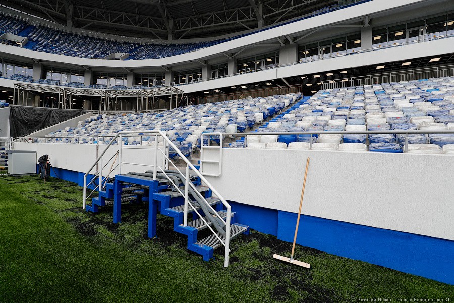 Дьявол в деталях: делегация ФИФА проинспектировала «Стадион Калининград»