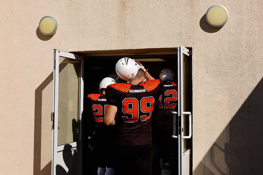 Пролёт «Ястребов»: как в Калининграде сыграли в американский футбол (фото)