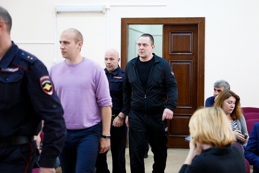 Вопросы к родственникам погибших: почему отложен суд над Сергеем Кривченко