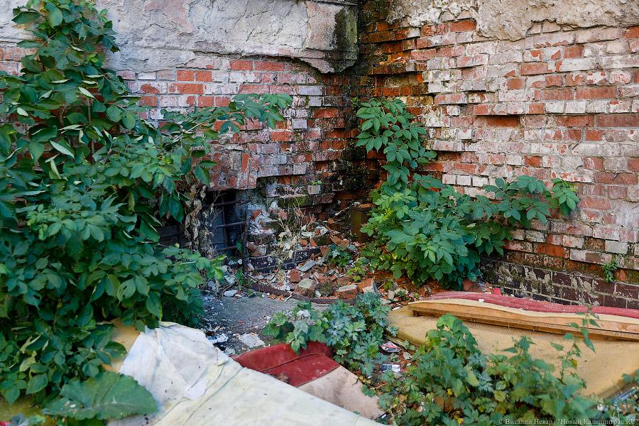 «Придет ОМОН»: жители аварийного дома в Балтийске рискуют оказаться на улице