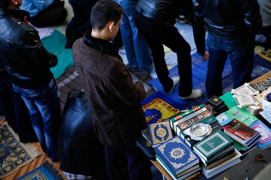 Намоленное место: намаз в праздник Курбан-байрам в Калининграде (фото)