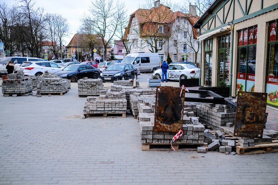 Плитка на плитке: как выглядит центр Зеленоградска во время реконструкции (фото)
