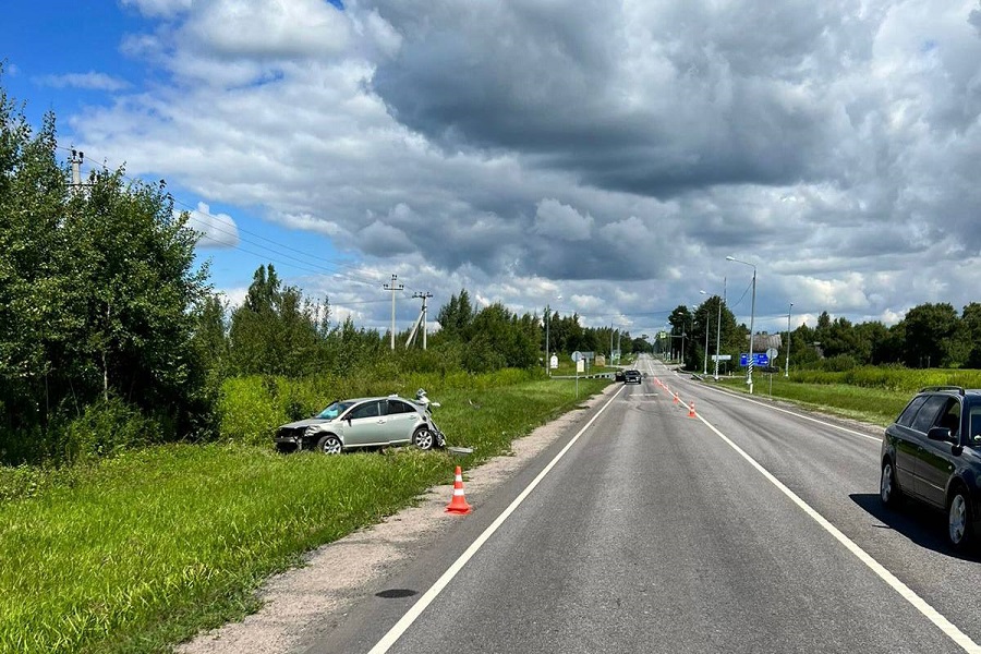 Под Неманом в ДТП пострадали выехавшая на «встречку» автомобилистка и ее пассажирка (фото)