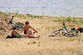 Спасатели сомневаются в безопасности отдыхающих на Карповском и Пелавском озерах