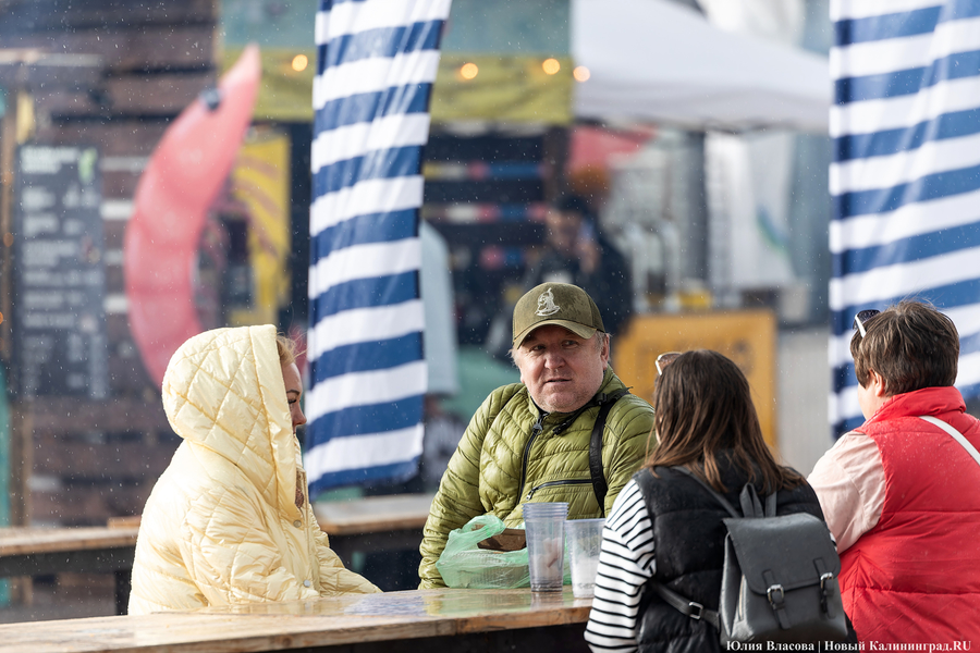 И рыба, и мясо: в Зеленоградске открылся гастрономический «Фиштиваль» (фото)