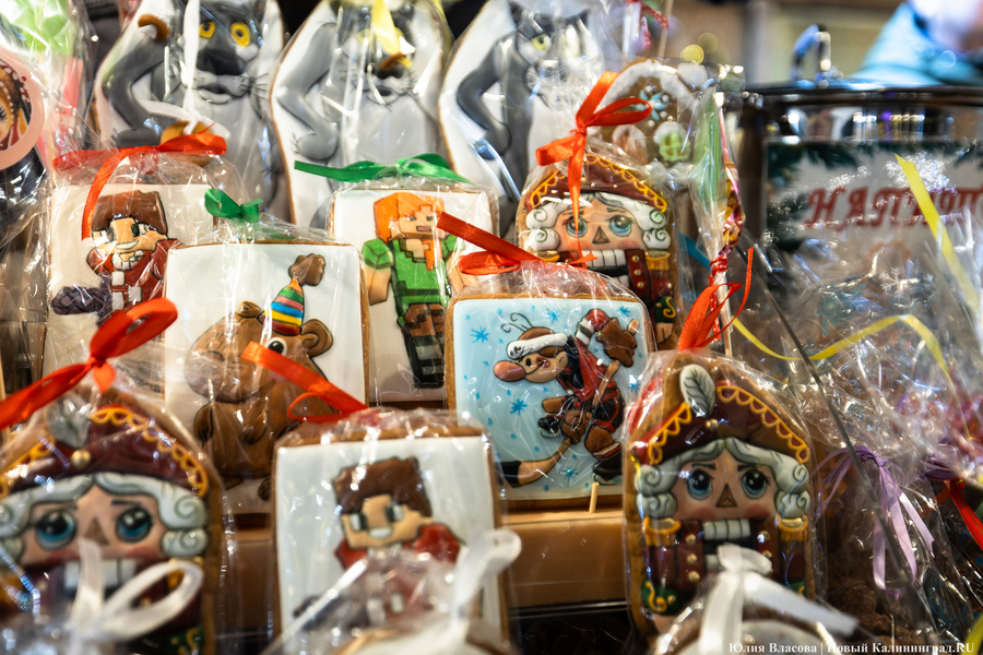 Новогодний вайб на острове Канта: как проходит праздничная ярмарка в Калининграде (фото)