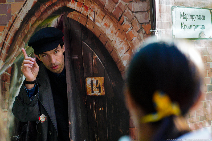 Повороты истории и улиц: как устроен спектакль-прогулка по району «Кронпринца» (фото)