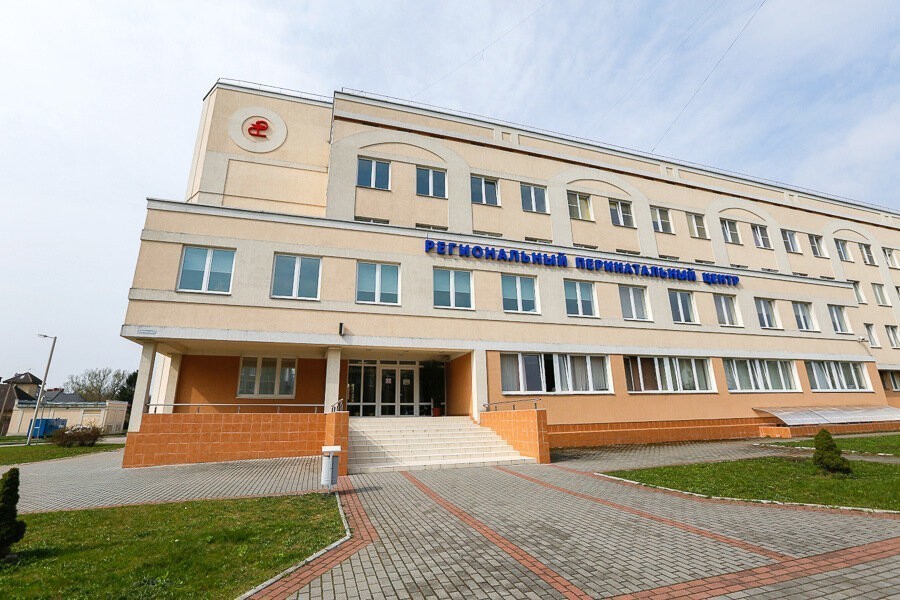 Врача перинатального центра в Калининграде задержали сотрудники СК