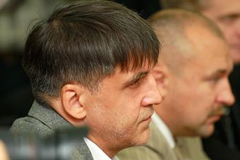 Депутат оспаривает в суде закон о выборах в Думу