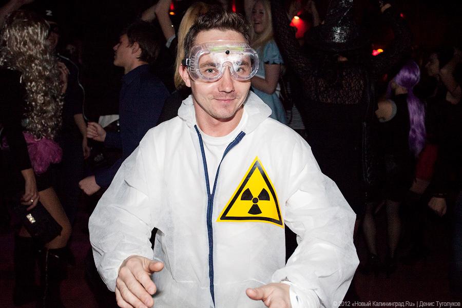 «Живее всех святых»: фоторепортаж с Хэллоуина на «Вагонке»