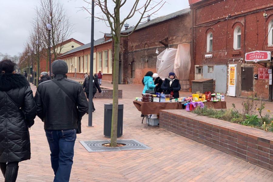 На Баранова после реконструкции появились торговцы, Алиханов пообещал бороться