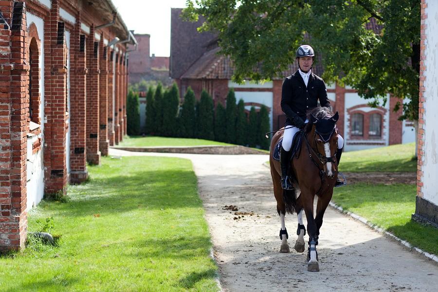 «Шляпки, лошади, конкур»: фоторепортаж «Нового Калининграда.Ru»