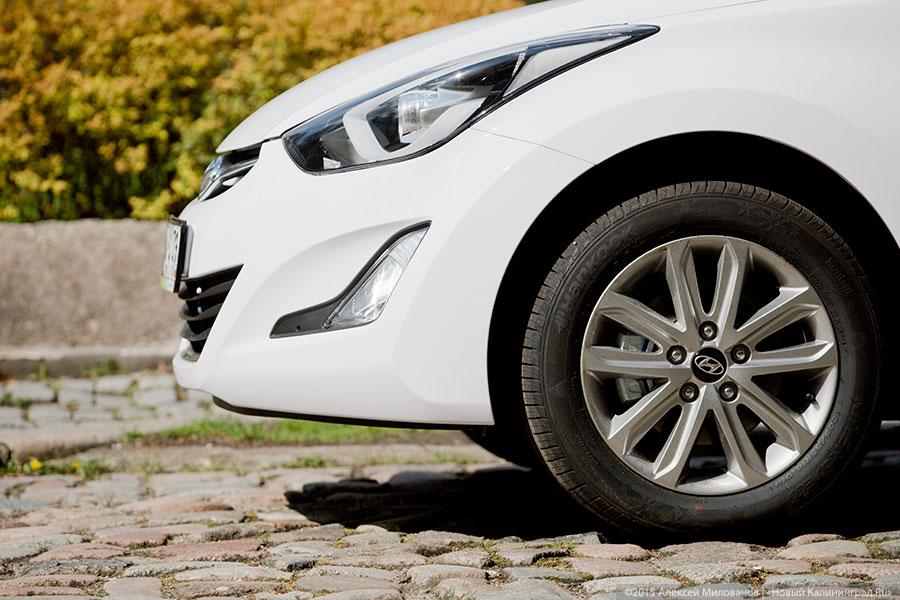 Автомобиль для яркой жизни: тест-драйв Hyundai Elantra