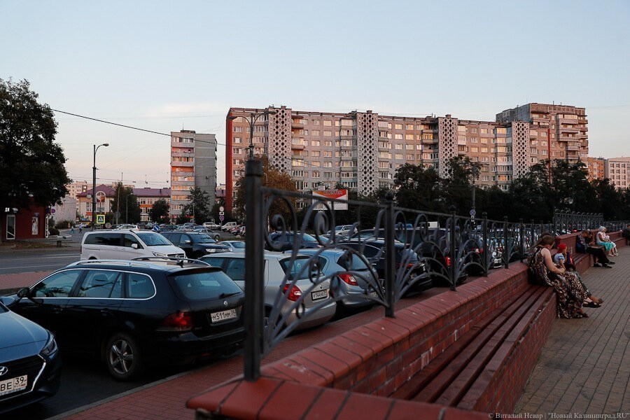 Горвласти создают в Калининграде единое платное «парковочное пространство»