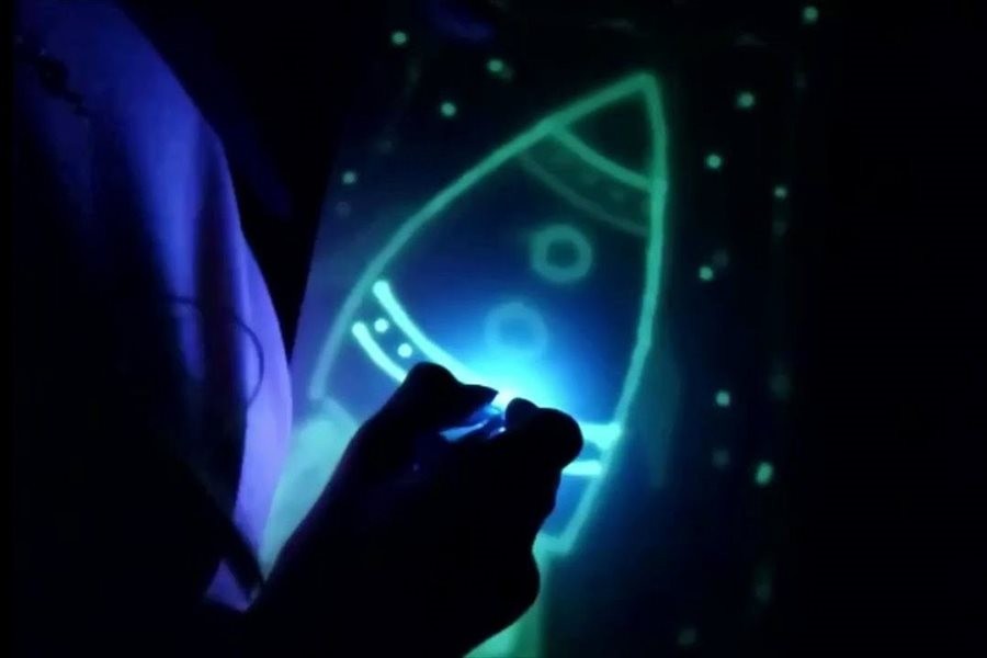 Планшет для рисования светом детский. Планшет для рисования светом детский. 2. Световые картины рисуй светом. Light a4.