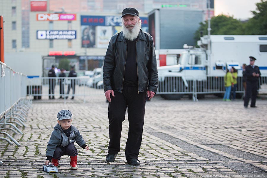 Бесконтактный зоопарк: самый удачный гала-концерт Дня города в Калининграде