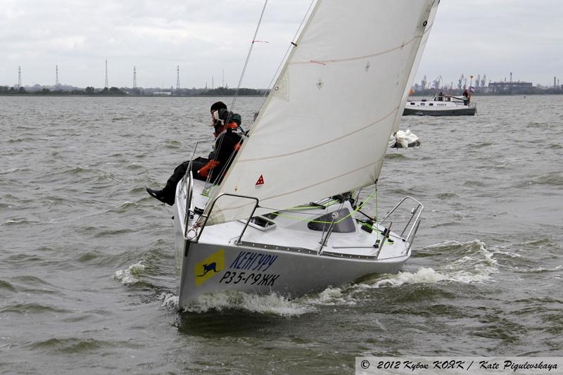 «Наперегонки с ветром»: репортаж с регаты на кубок Калининградского яхт-клуба