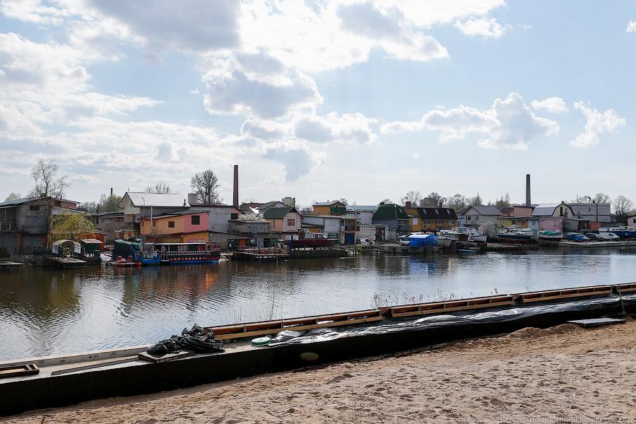 Ведерников назвал недопустимым вид противоположного берега от строящегося стадиона