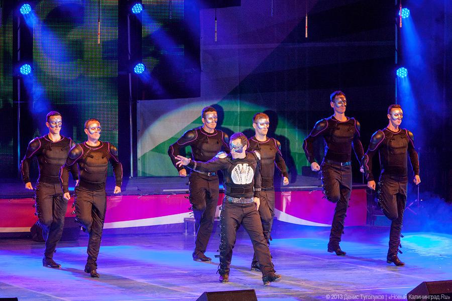 Успеть за 30 минут: на «Территории мира выступили»	Lord of the Dance